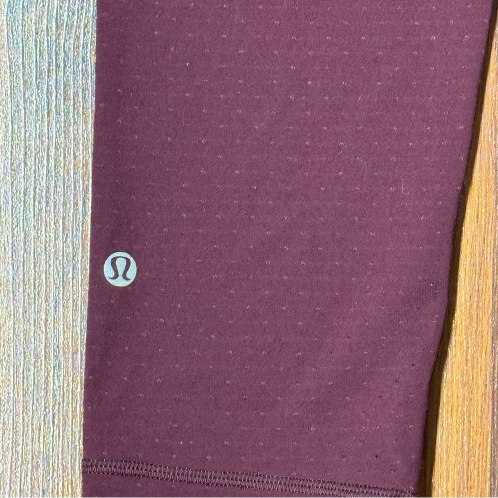 Lululemon Burgundy Dot Crop Leggings Size 4 - Picture 4 of 5